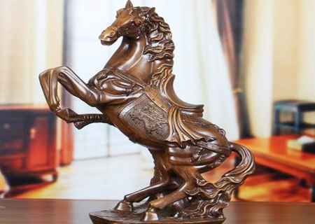 家中擺放馬擺件有什么講究