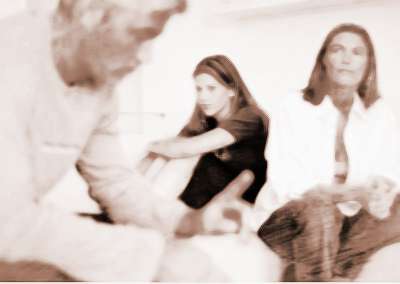 八字分析哪些人容易出現(xiàn)早戀