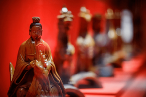 開店請(qǐng)財(cái)神爺供到哪個(gè)方向好，供奉財(cái)神需要注意什么