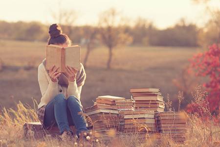 1990年1月11日出生的屬蛇人2024年運(yùn)勢