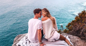 女羊男雞生肖配對(duì)姻緣 屬羊女與屬雞男婚姻配對(duì)詳解