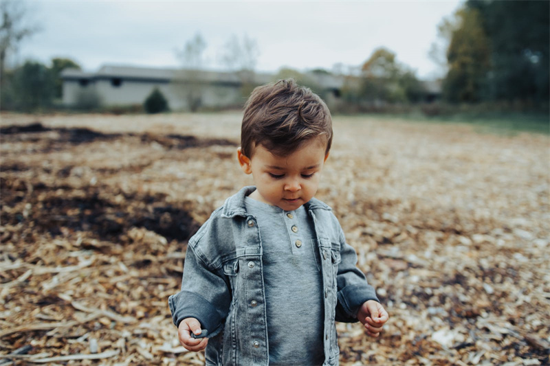 時(shí)姓男孩有財(cái)運(yùn)的名字 2023年寶寶起名男寶寶