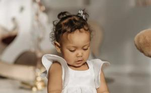 2024年3月8日農(nóng)歷正月二十八出生的女寶寶起名 女孩起...