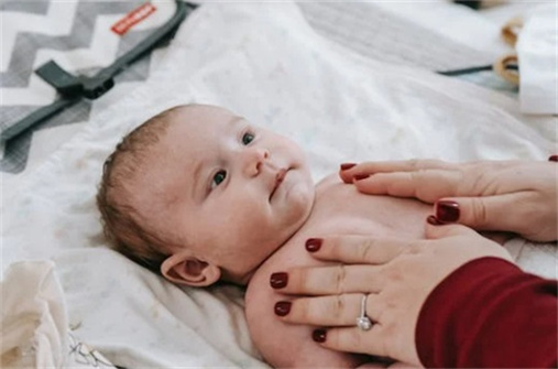 龍年寶寶起名字大全2024 有氣質吉利的寶寶取名