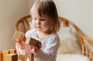 2024年有朝氣的女孩起名 充滿深意與期望的女孩名