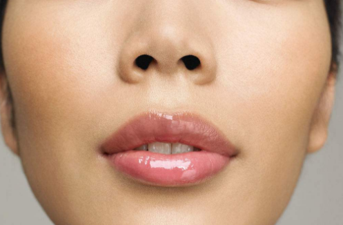 女人朝天鼻命運好不好 女人朝天鼻有什么說法