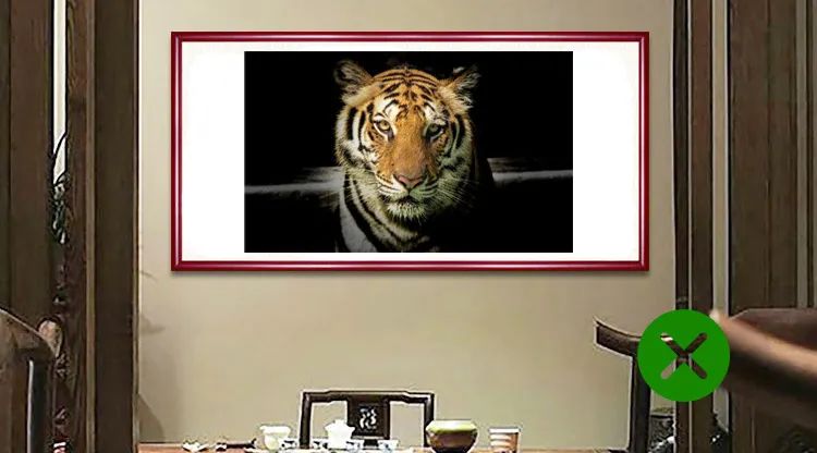 正對(duì)入門玄關(guān)掛什么畫好