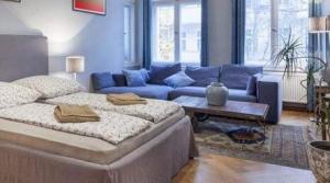 臥室里放沙發(fā)有講究嗎