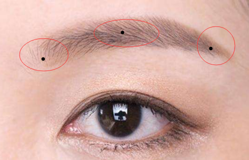 眉中間里有痣代表什么面相