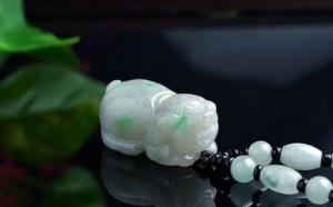 屬豬的人適合佩戴什么飾品