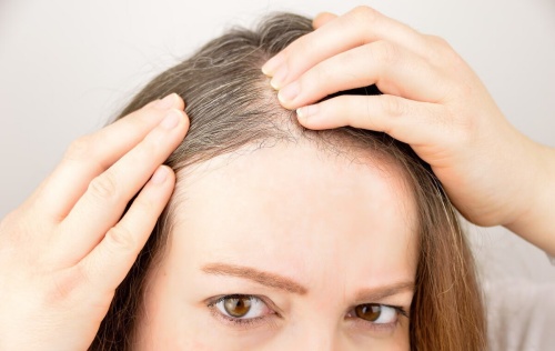 夢中看到自己頭發(fā)白了什么意思