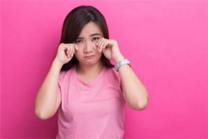 男士夢見親人在哭什么意思