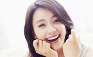 丈夫?qū)檺鄣呐嗣嫦嗵卣?>
                            </div>
                            <dl class=