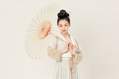 偏財(cái)格女命配什么格男命