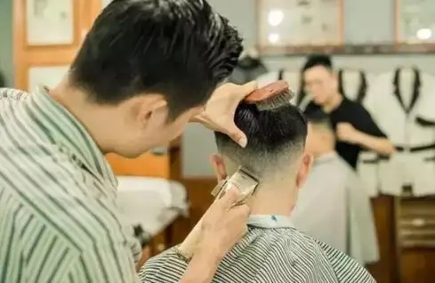 2025年2月理發(fā)吉日一覽表圖片