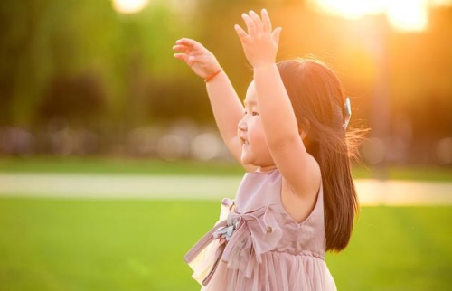 寅時(shí)出生的女孩取什么名字好