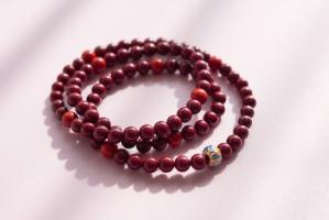 朱砂手鏈怎么分辨真假鑒別