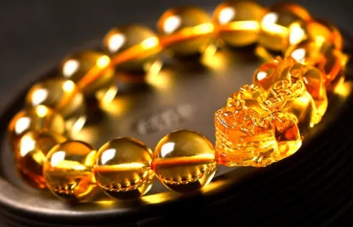 屬龍的適合戴什么飾品