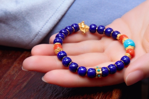 屬猴的人適合佩戴什么飾品 屬猴的人適合佩戴什么飾品