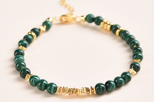 五行喜木的人佩戴什么好