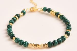 五行喜木的人佩戴什么好