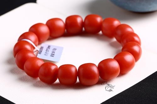 五行喜火適合佩戴什么飾品