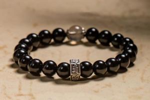 屬鼠最建議戴的三個手串