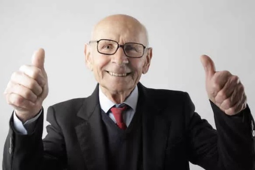 越老越有錢(qián)的男人面相